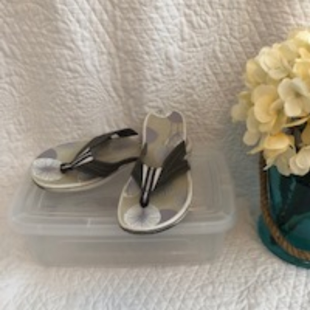 Clarks Flip Flop Sandals